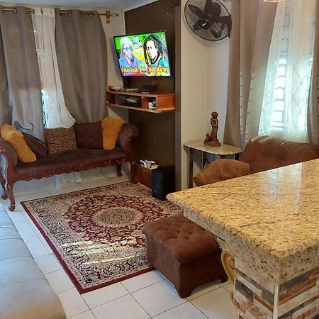 Zipcode Hideaway Guesthouse Portmore Buitenkant foto