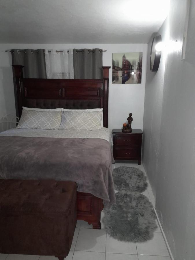 Zipcode Hideaway Guesthouse Portmore Buitenkant foto