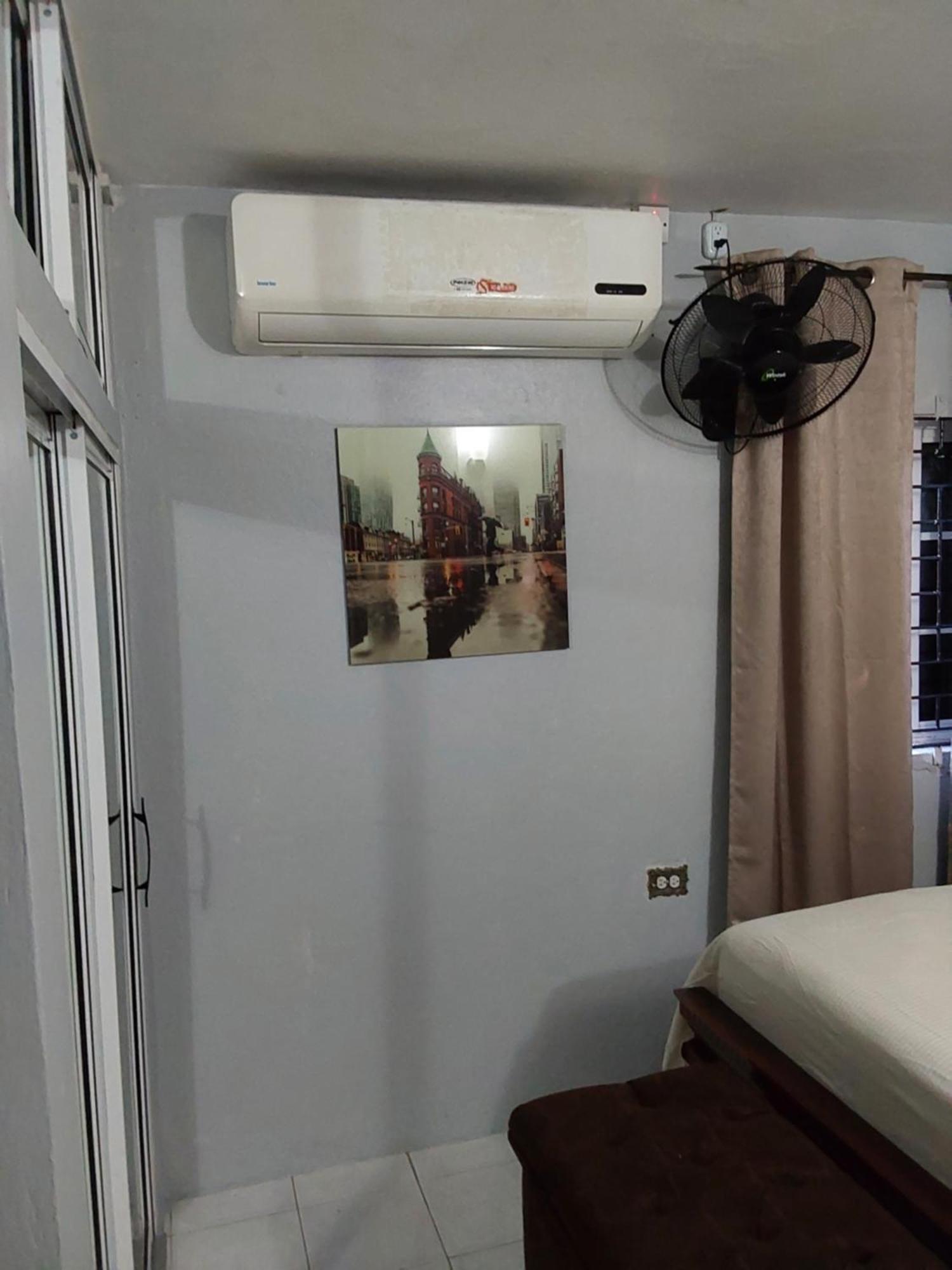 Zipcode Hideaway Guesthouse Portmore Buitenkant foto