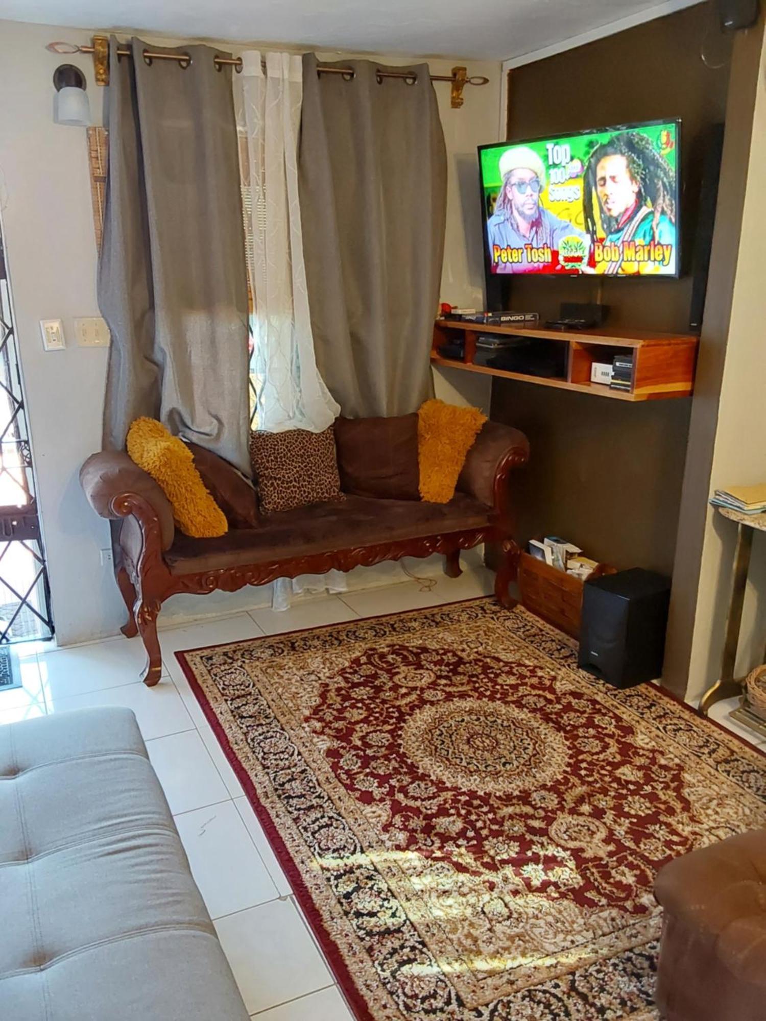 Zipcode Hideaway Guesthouse Portmore Buitenkant foto