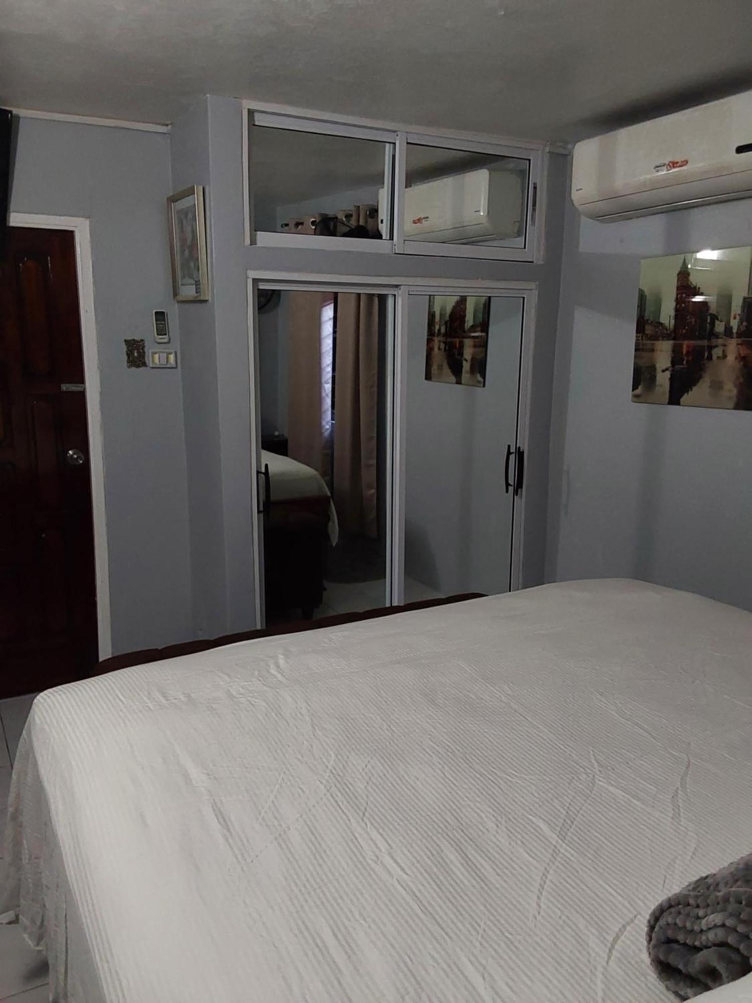Zipcode Hideaway Guesthouse Portmore Buitenkant foto
