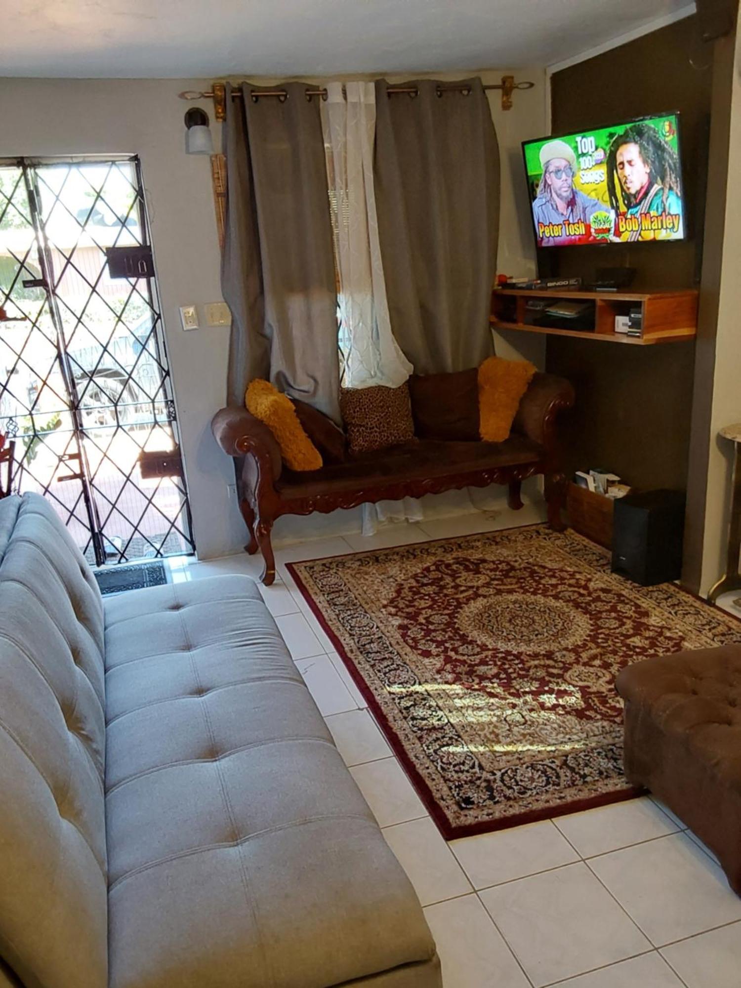 Zipcode Hideaway Guesthouse Portmore Buitenkant foto